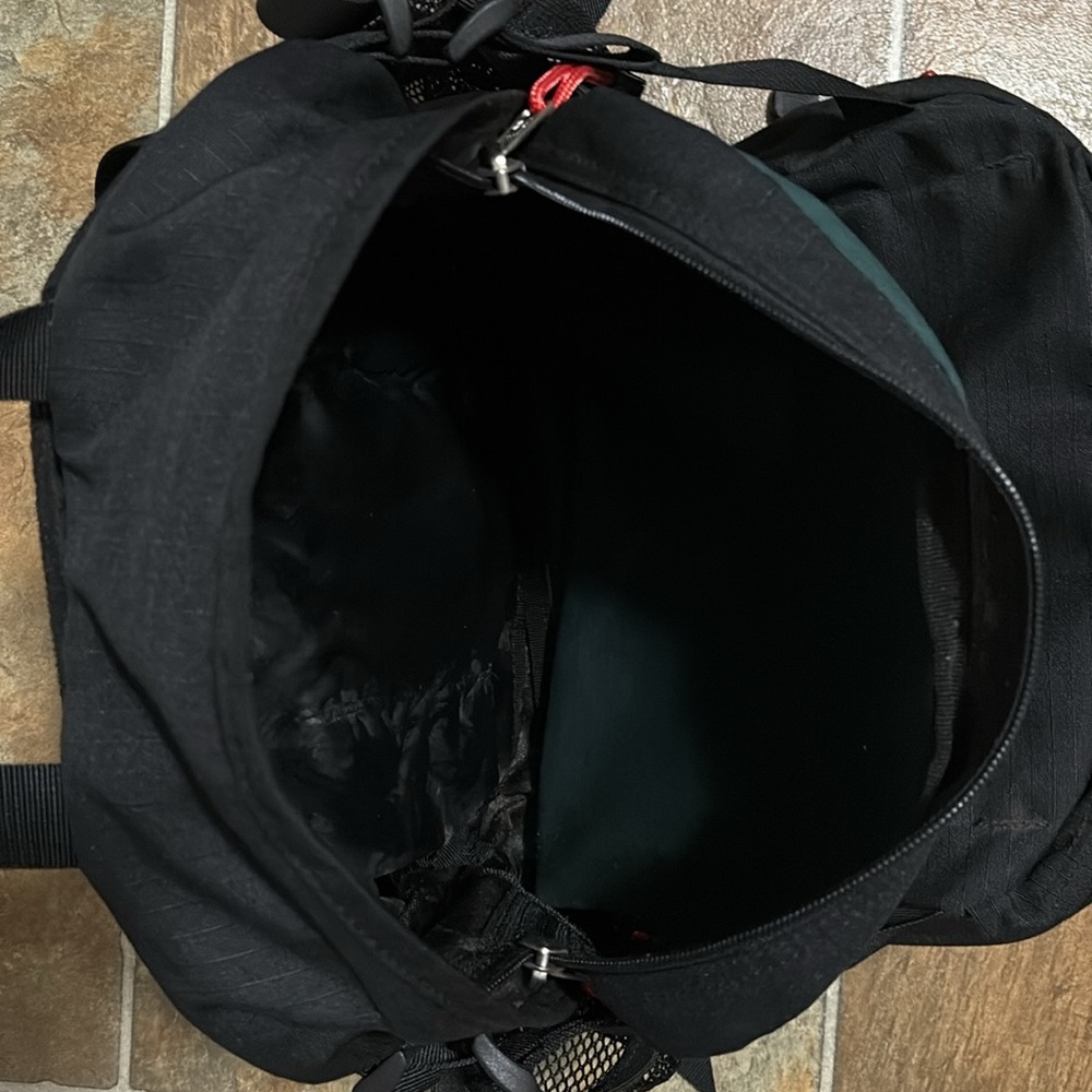REI hiking lumbar saddle bag, waistpack, Fanny pack. - Picture 7 of 9